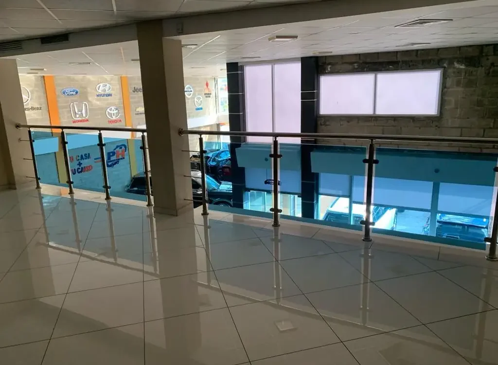 Showroom comercial en venta en Carretera de Mendoza | 565 m² en Alma RosaI